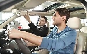 Schedule a test drive at Jac Cancún in Cancún, Quintana Roo, México.